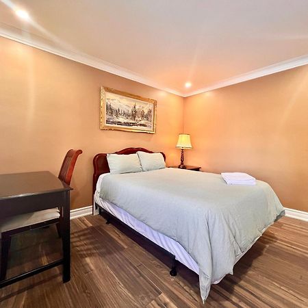 Upgraded Rooms With Bath 7-Min To Subway Near Downsview Rogers Stadium 多伦多 外观 照片